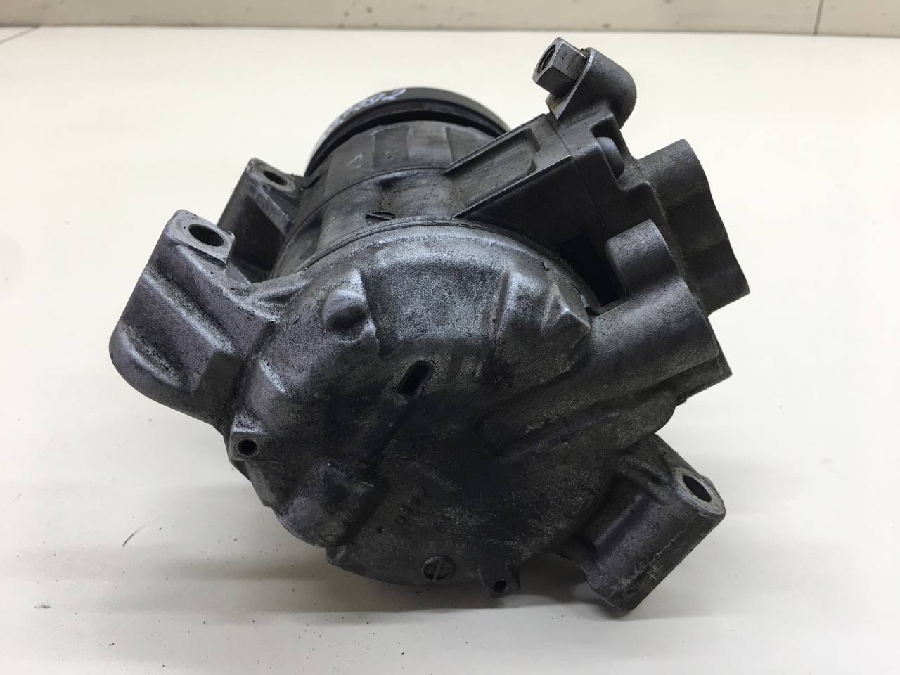 Компрессор системы кондиционирования Suzuki Grand Vitara 2005-2015