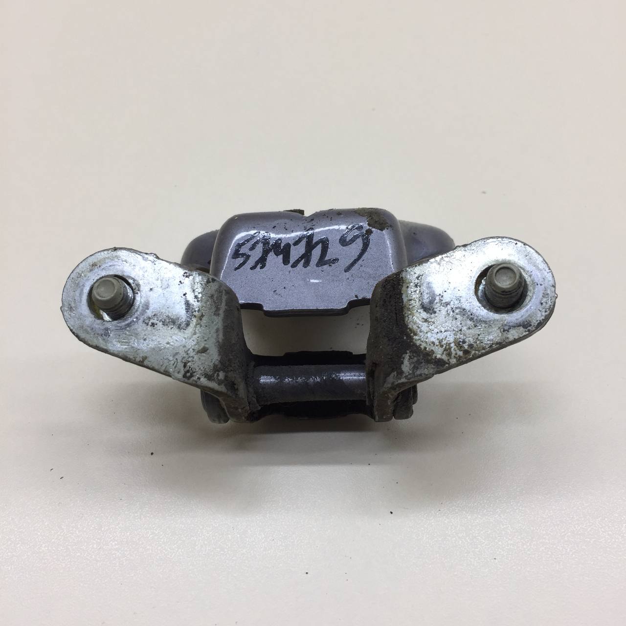 Петля двери задней левой верхняя Chevrolet Aveo T250 2005-2011