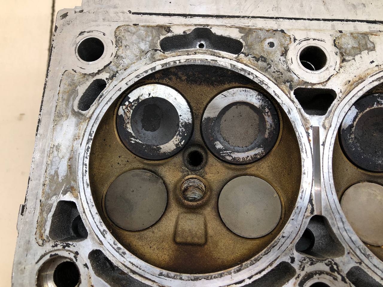 Головка блока цилиндров Mercedes-Benz S-Class (W222) 2013>