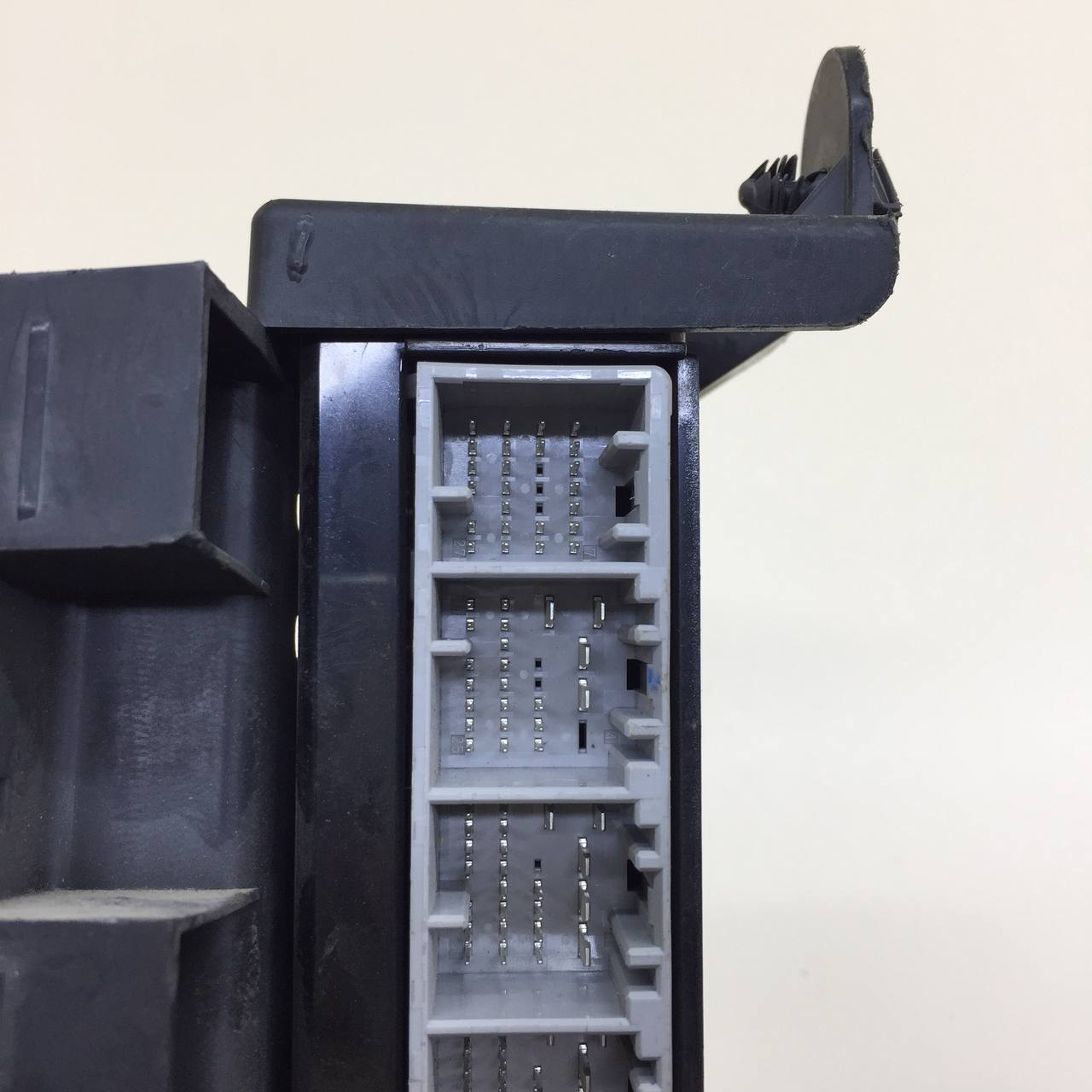 Блок комфорта Cadillac Escalade 3 2006-2014