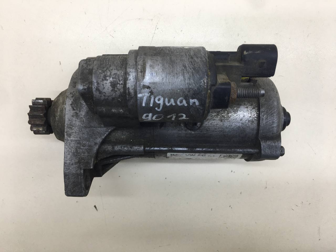 Стартер Volkswagen Passat B7 2011-2015