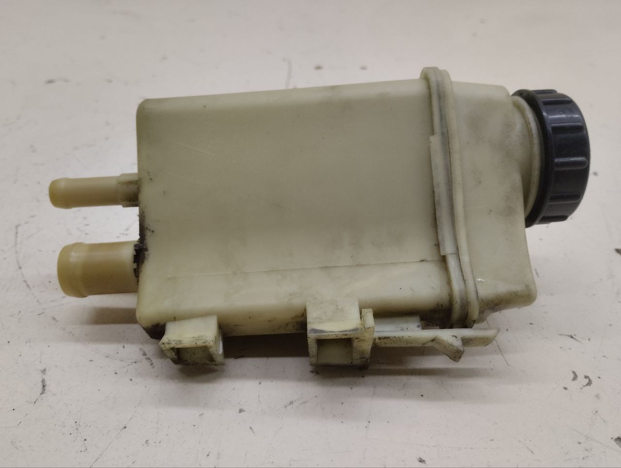 Бачок гидроусилителя Renault Symbol (2) 2008-2012