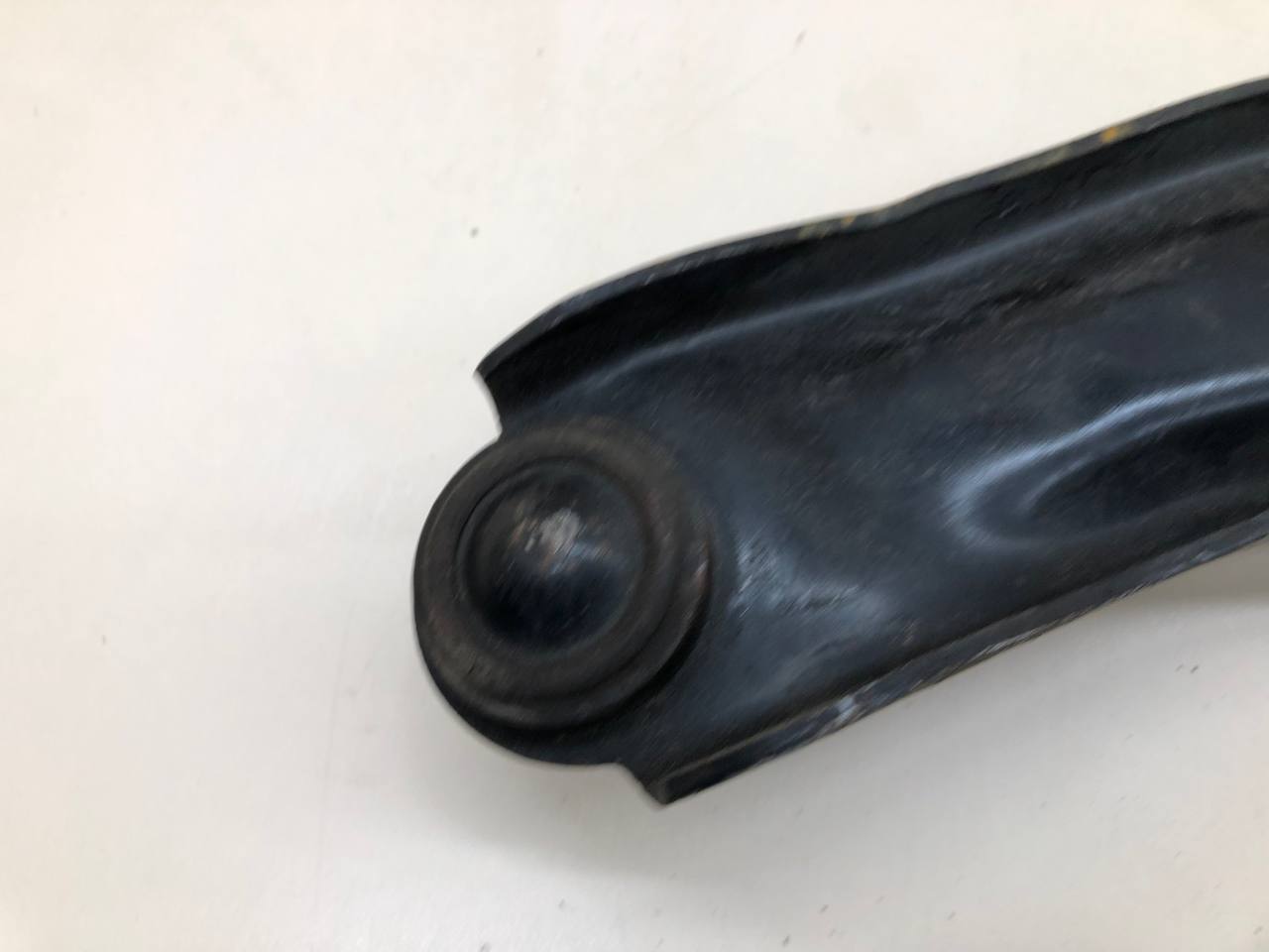 Рычаг передний правый Renault Koleos (HY) 2008-2016