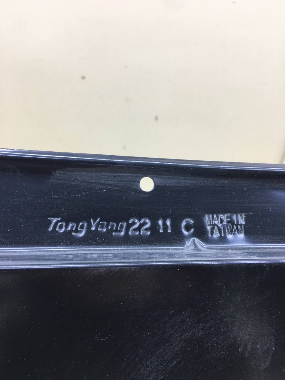 Крыло переднее правое Toyota Avensis (T250) 2003-2009