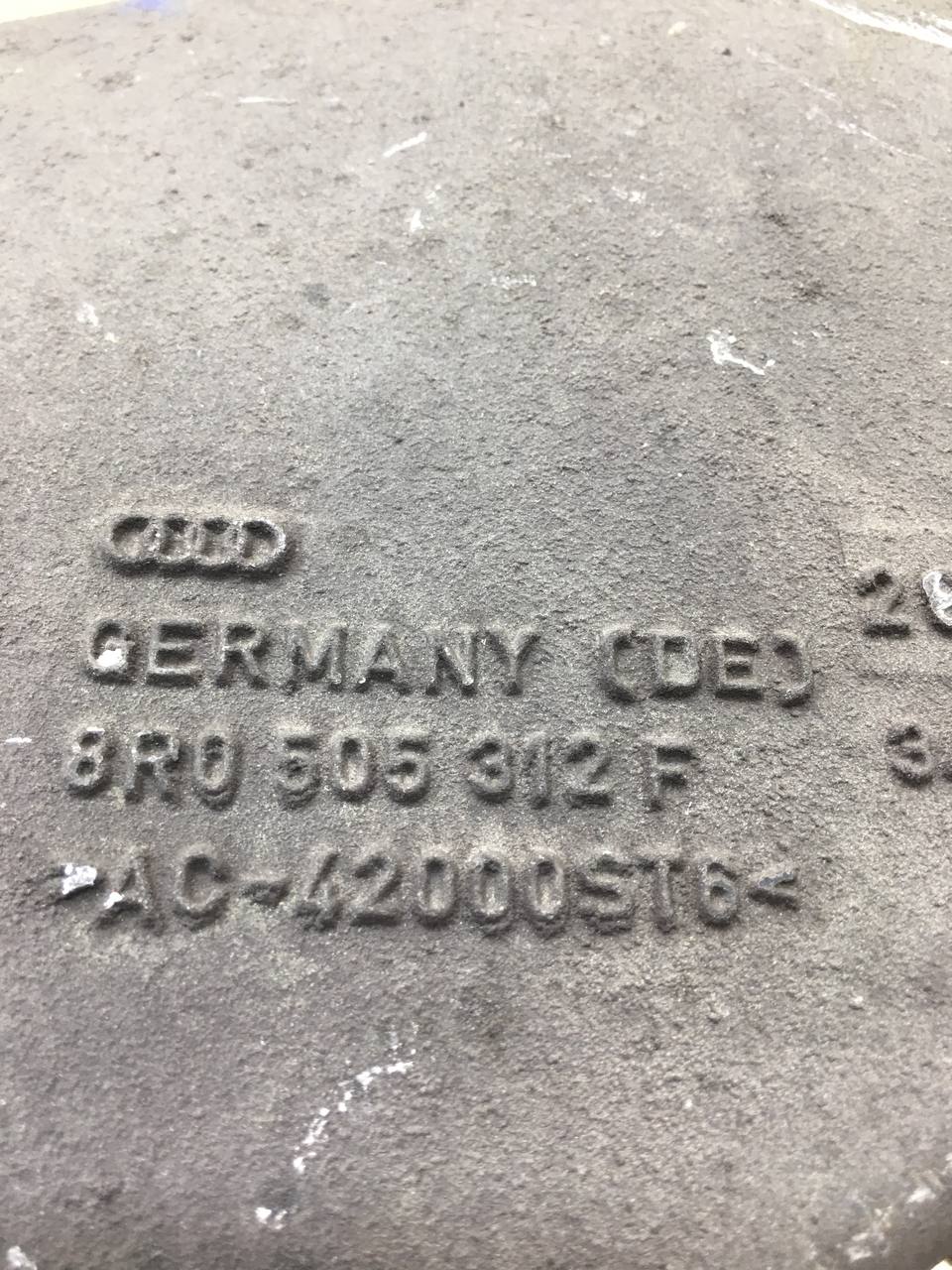 Рычаг задний нижний правый Audi Q5 (8R) 2008-2017