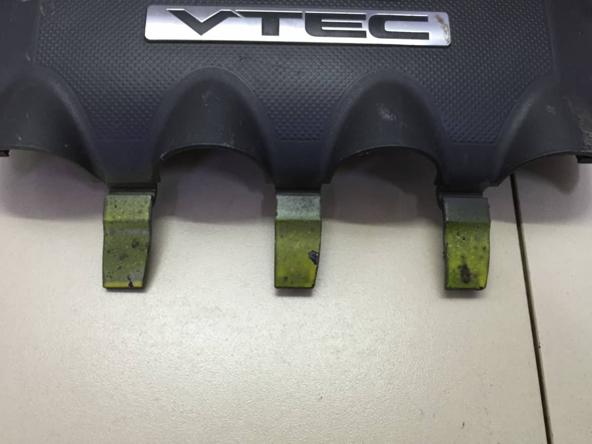 Крышка двигателя декоративная Honda Fit (GD1) 2001-2007