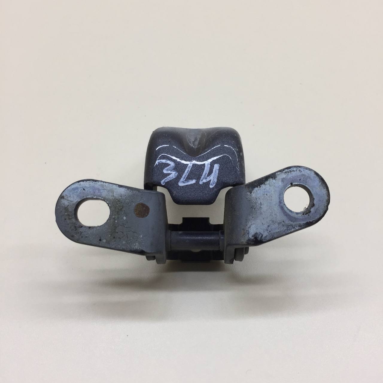 Петля двери задней левой нижняя Hyundai Solaris (RB) 2010-2017