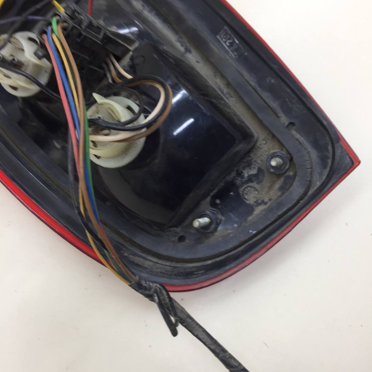 Фонарь задний правый Chevrolet Niva 2002-2009