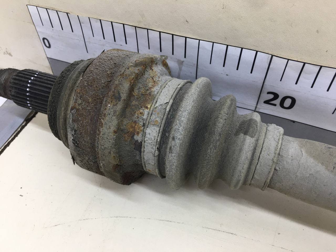 Полуось задняя левая BMW 5-Series F11/F07 2009-2016