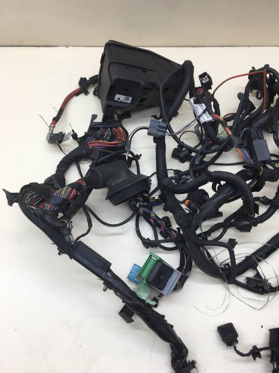 Проводка двс Volvo V60 2010-2013