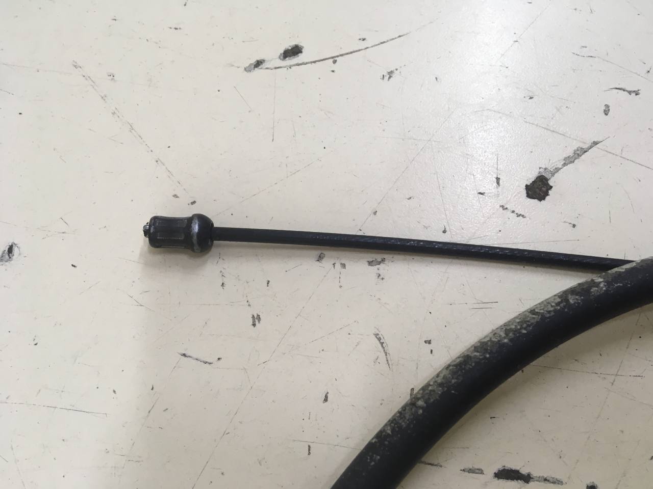 Трос стояночного тормоза Renault Fluence 2010-2017