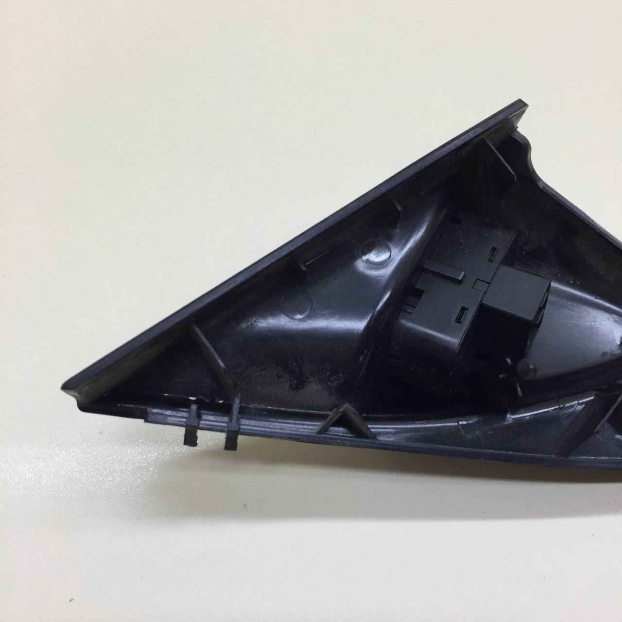 Крышка зеркала внутренняя левая Chevrolet Lacetti (J200) 2003-2013