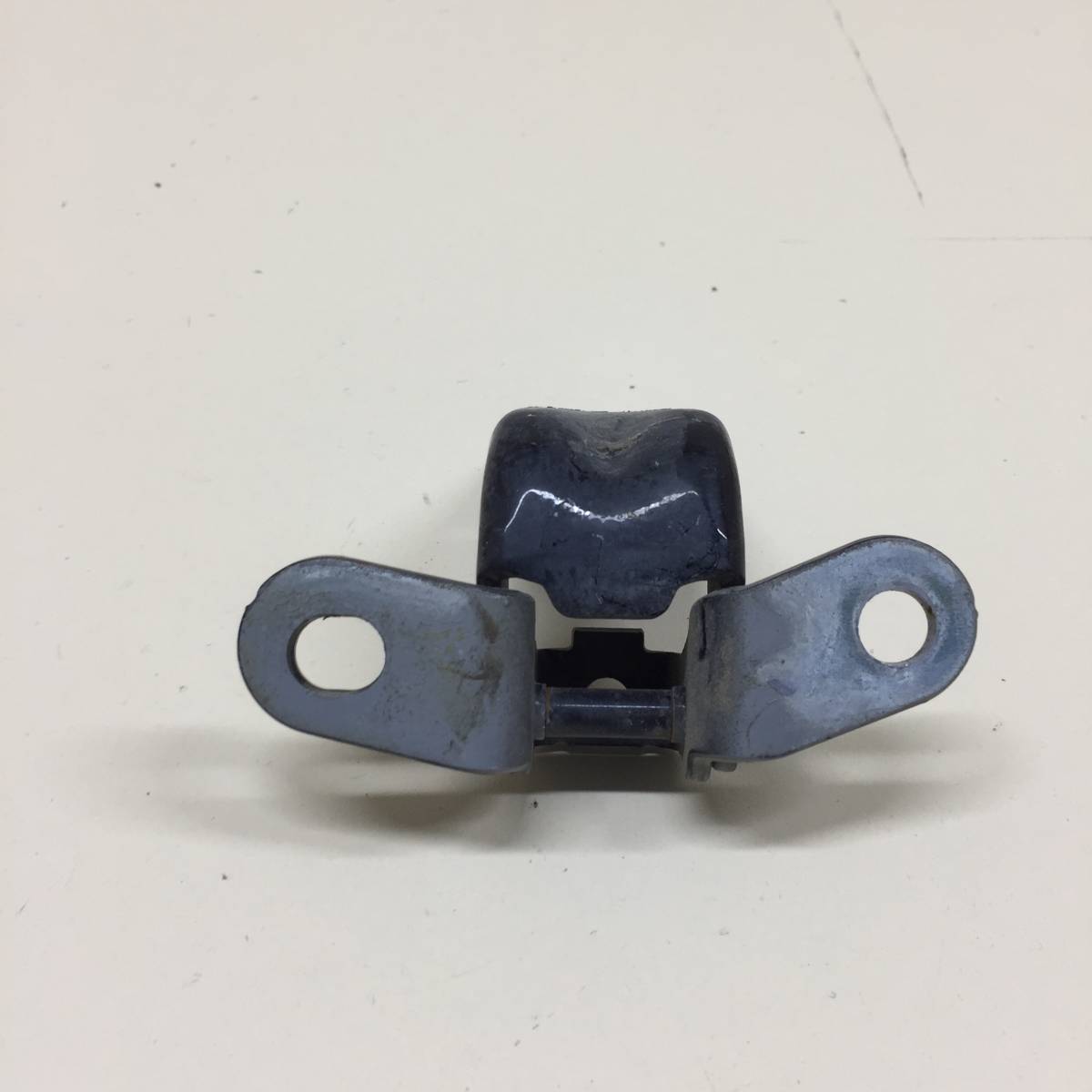 Петля двери задней левой нижняя Hyundai Solaris (HCR) 2017-2020