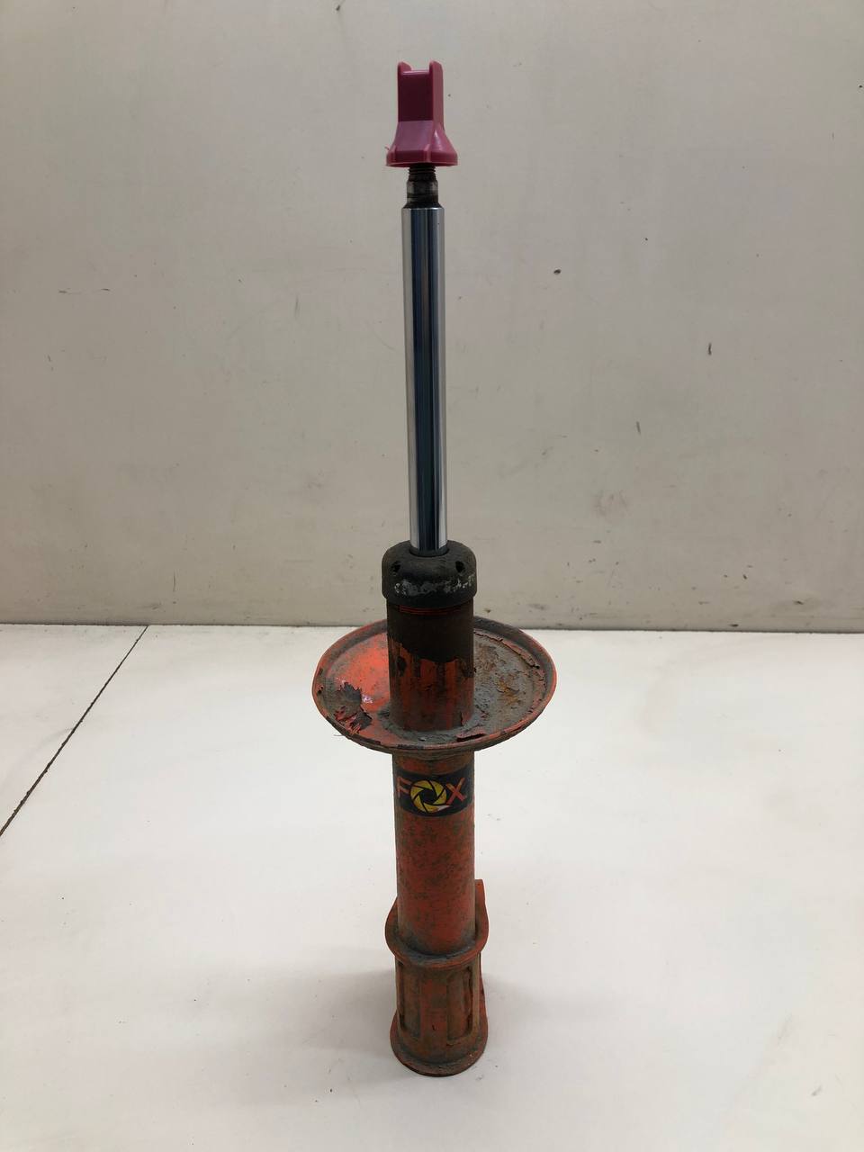 Амортизатор передний Lada Largus 2012>