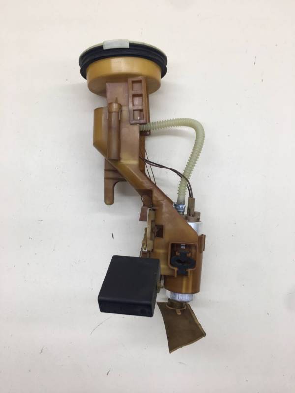 Насос топливный электрический BMW X5 E53 2000-2007