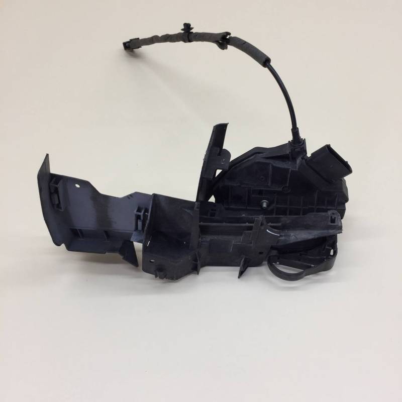 Замок двери передней правой Ford Focus 3 2011>