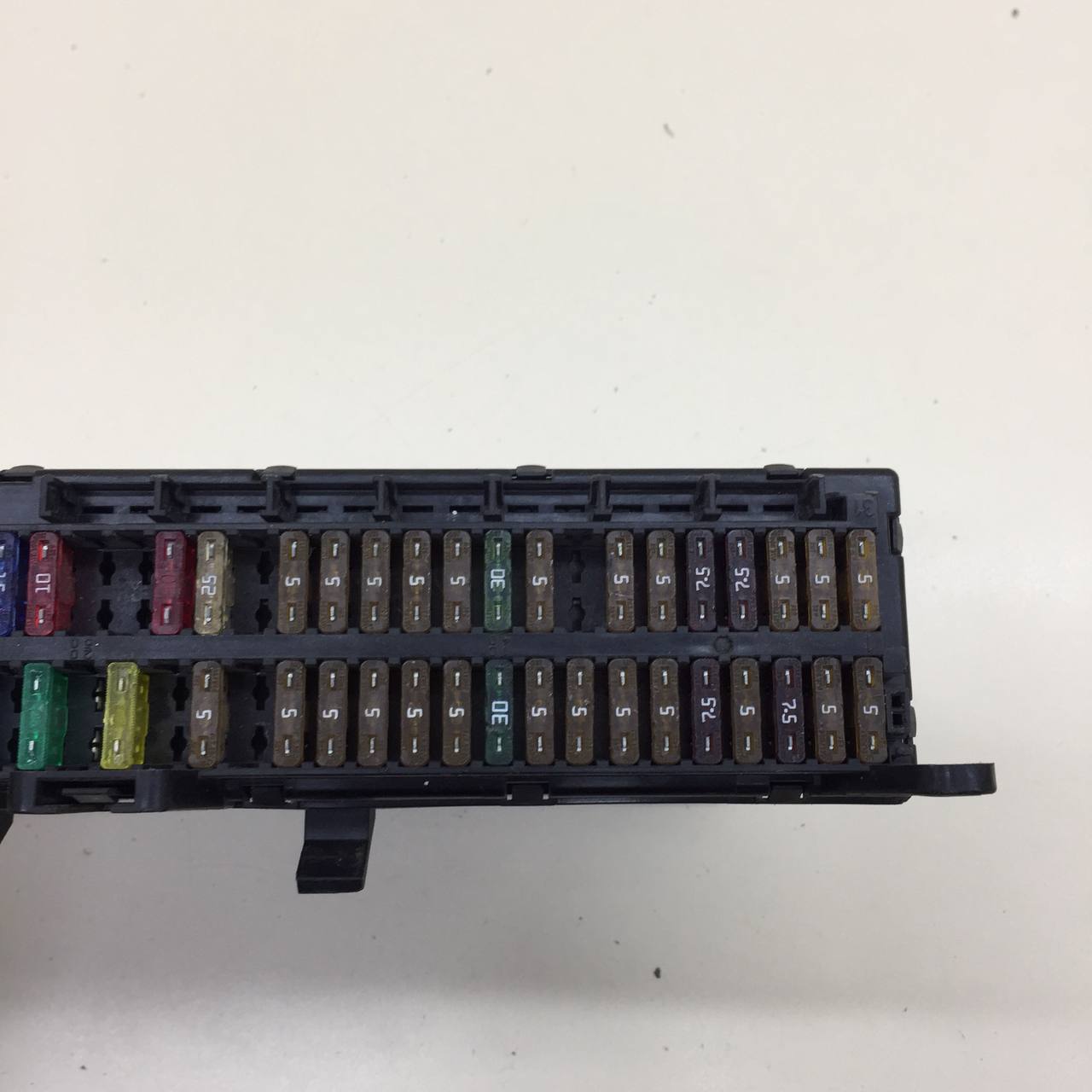 Блок предохранителей BMW X5 E53 2000-2007