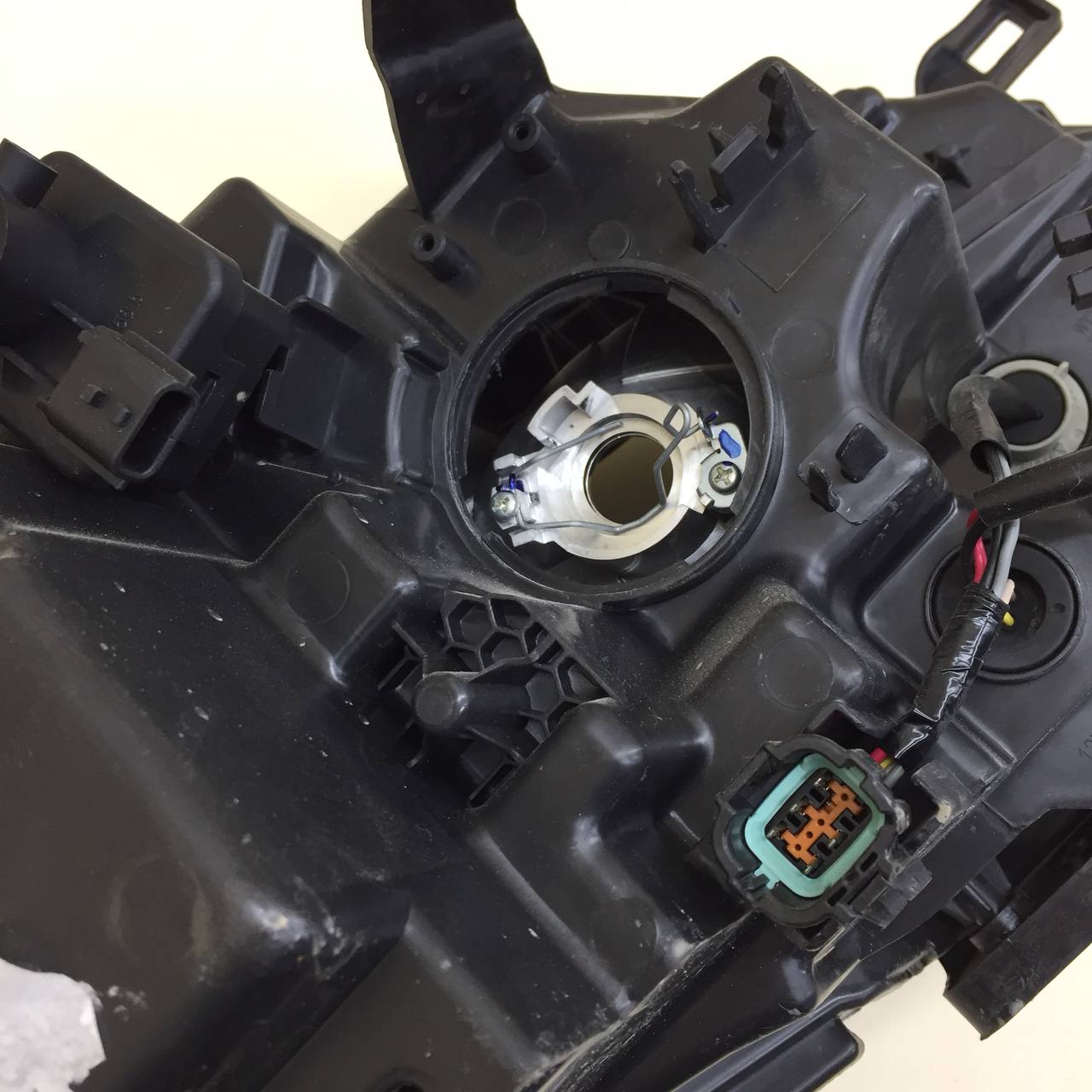 Фара левая Nissan Qashqai (J11) 2014>