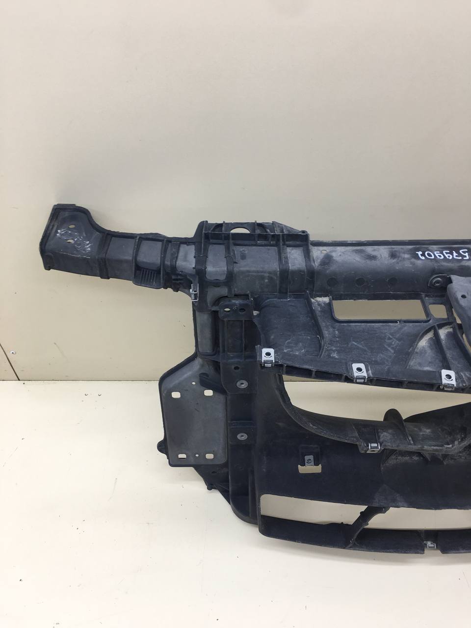 Панель передняя BMW 1-series E87/E81 2004-2011