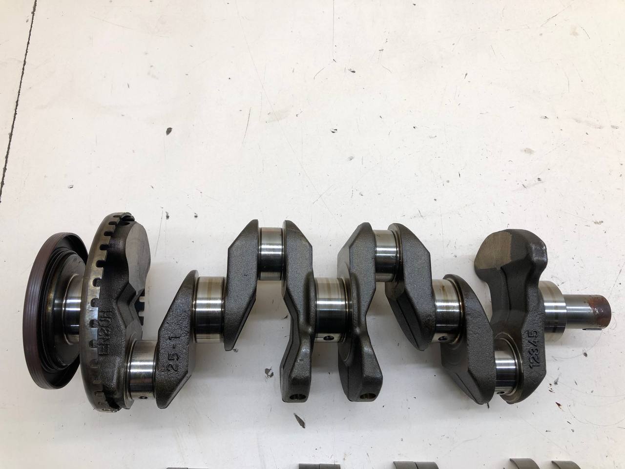 Коленвал Nissan Qashqai (J10) 2006-2013