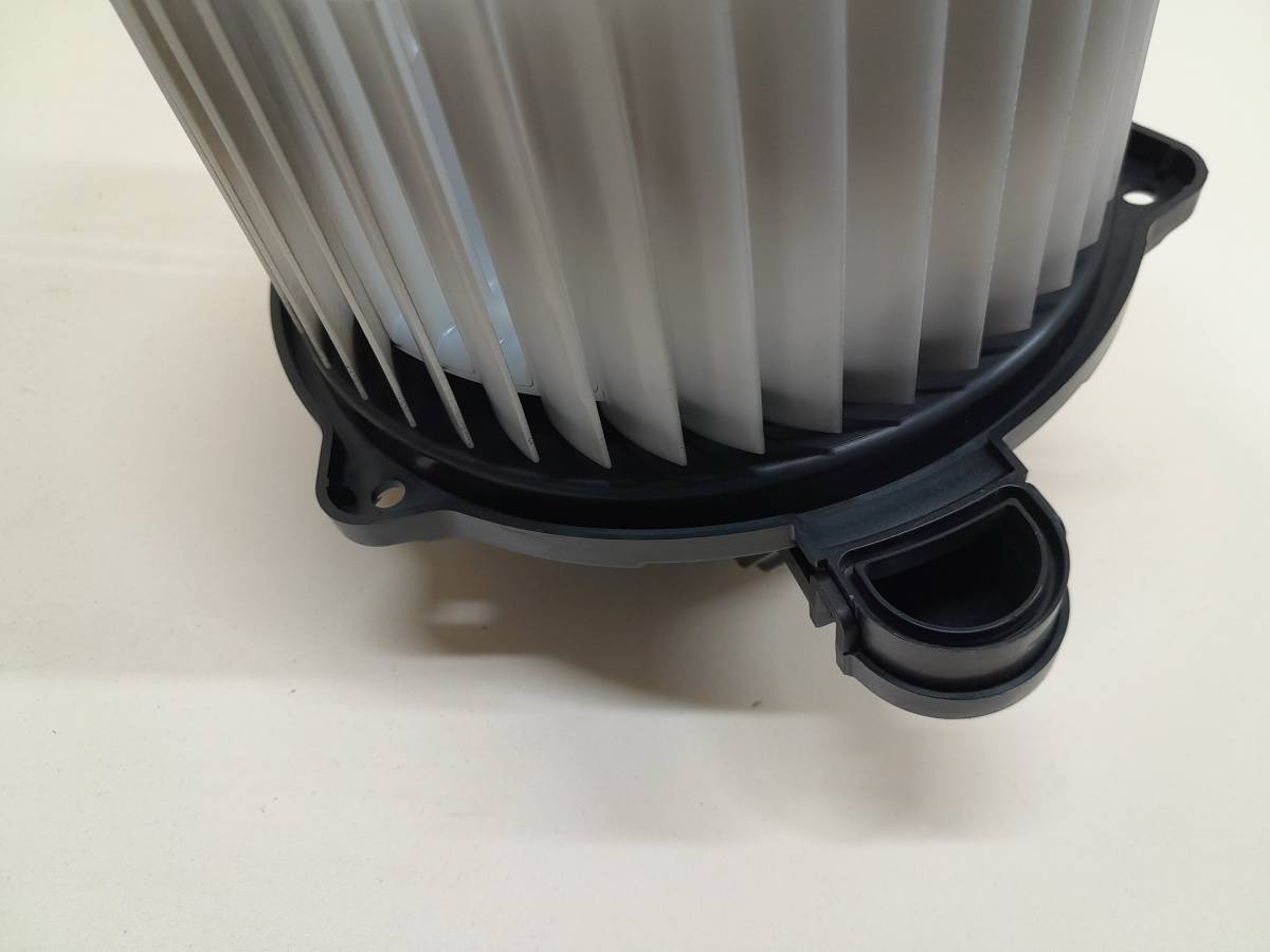 Моторчик отопителя Genesis G70 2017-2022