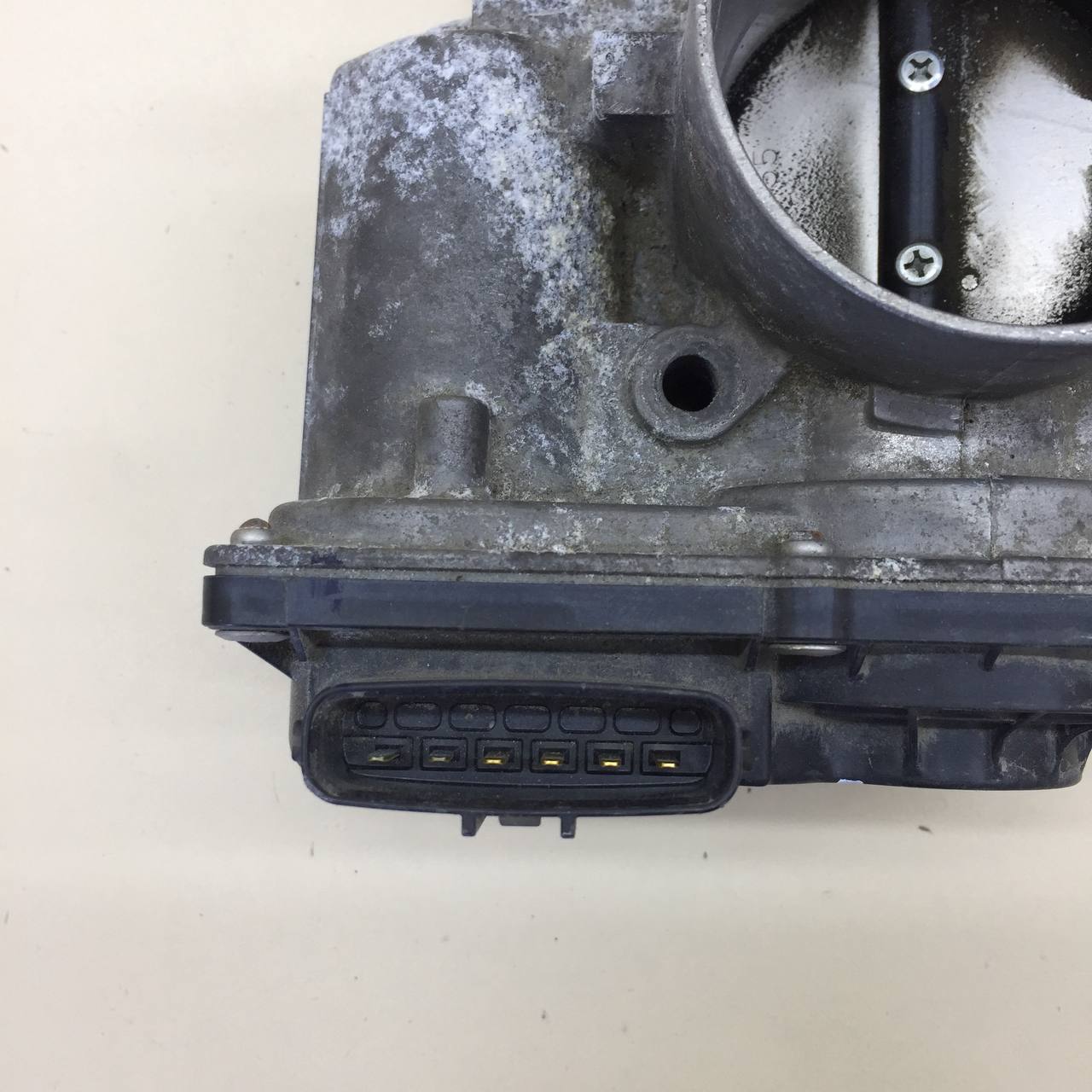 Заслонка дроссельная электрическая Toyota Auris (E150) 2006-2012