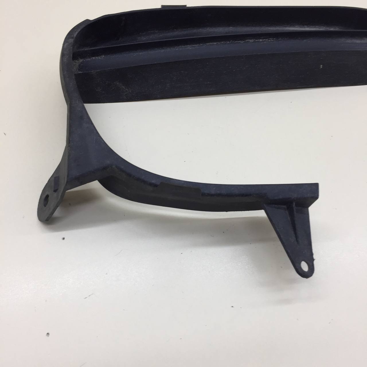 Решетка в бампер правая Porsche Cayenne 2003-2010