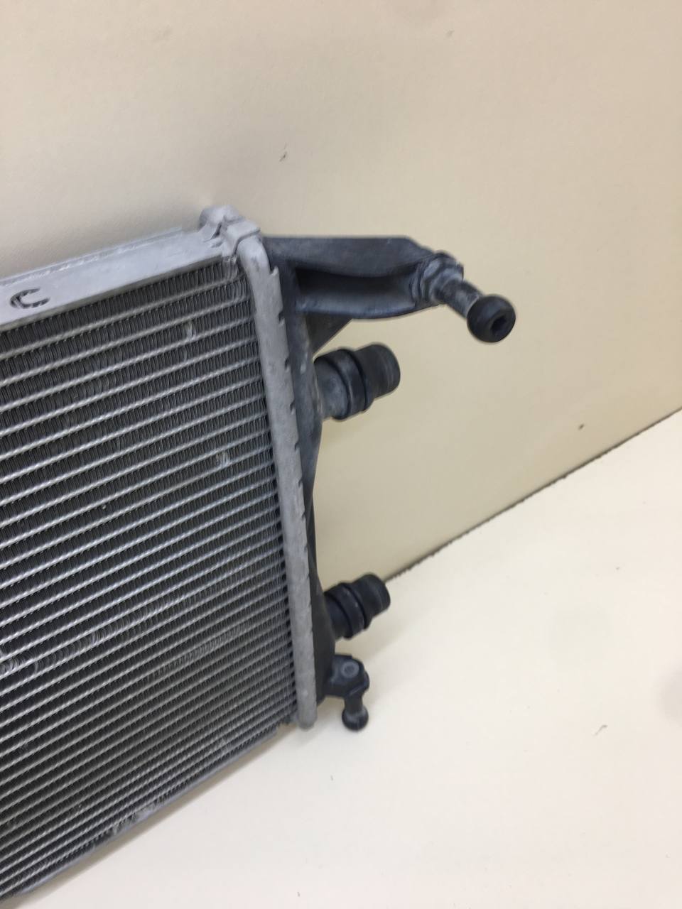 Радиатор охлаждения двигателя Mercedes-Benz GLE (W166) 2015-2018