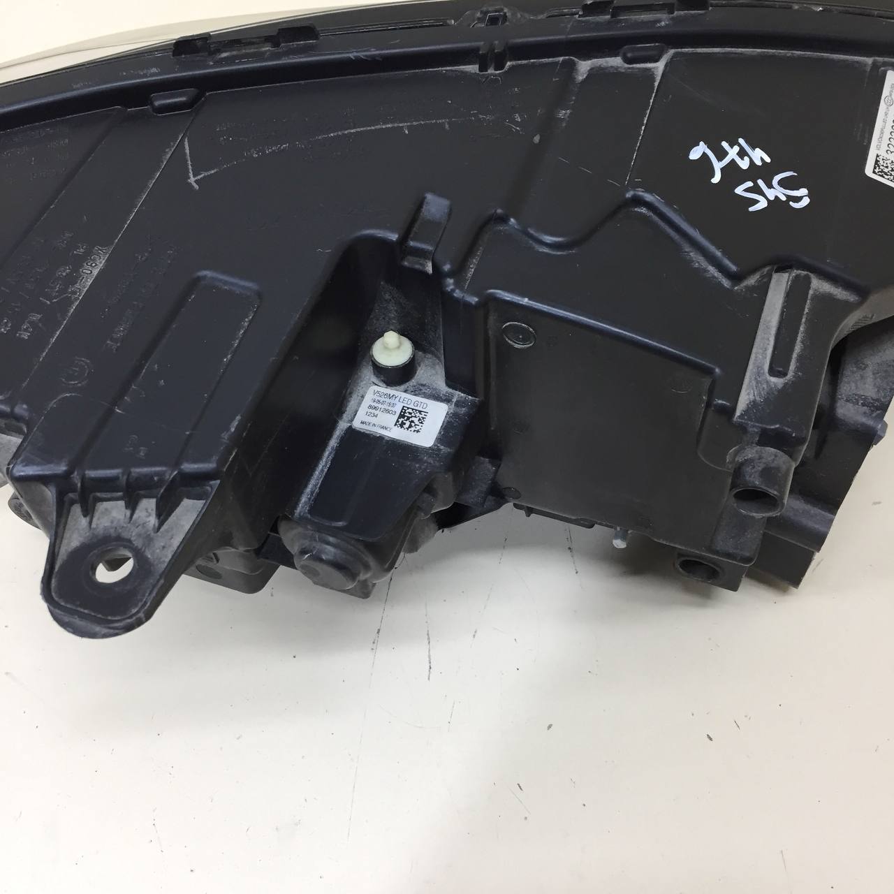 Фара левая Volvo XC90 2015>