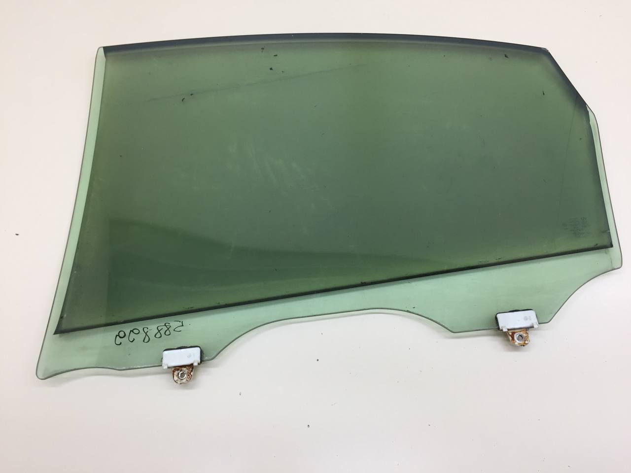 Стекло двери задней правой Infiniti FX/QX70 (S50) 2008-2017