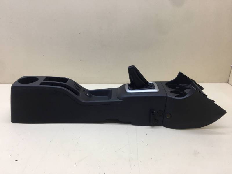 Консоль центральная Suzuki Liana 2001-2007