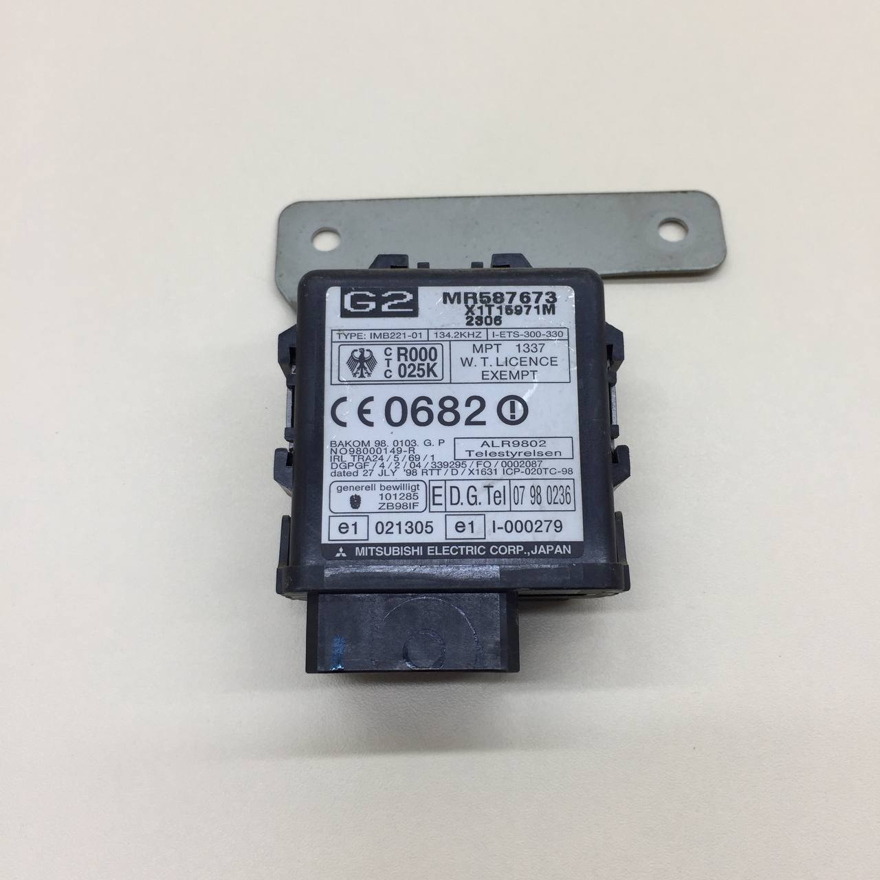 Блок электронный Mitsubishi Pajero/Montero 3 (V6, V7) 2000-2006