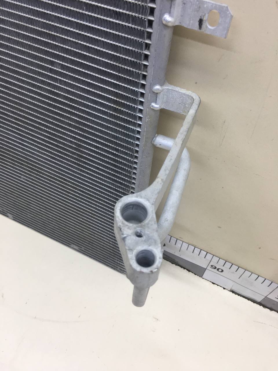 Радиатор кондиционера (конденсер) Changan UNI-T 2023>