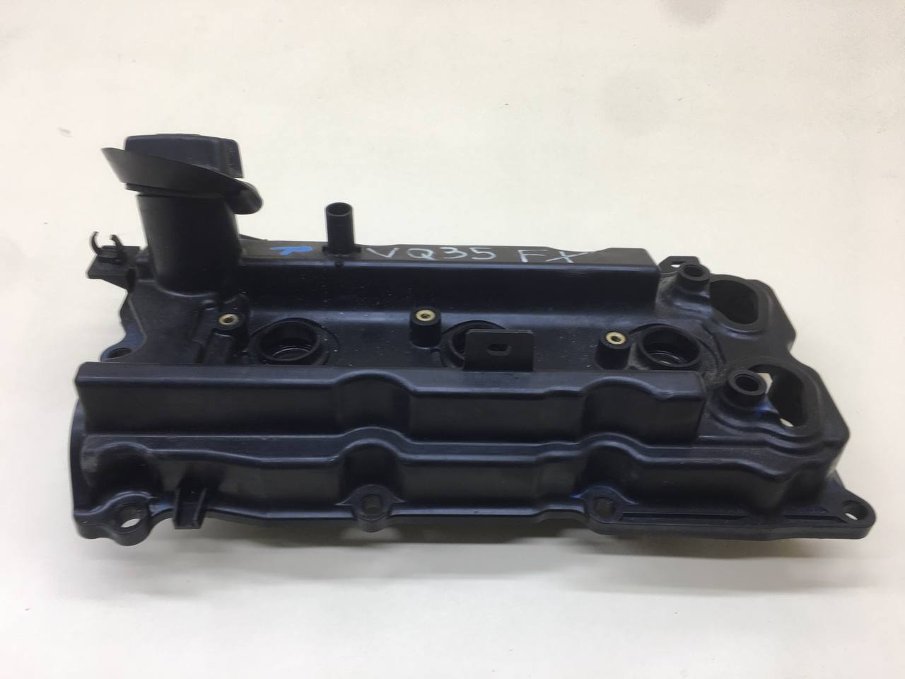 Крышка головки блока (клапанная) Infiniti FX/QX70 (S50) 2008-2017