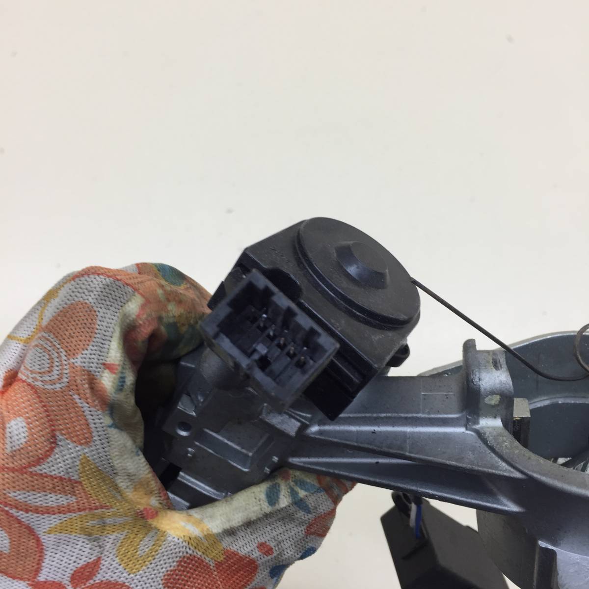 Замок зажигания Chevrolet Aveo T300 2011>