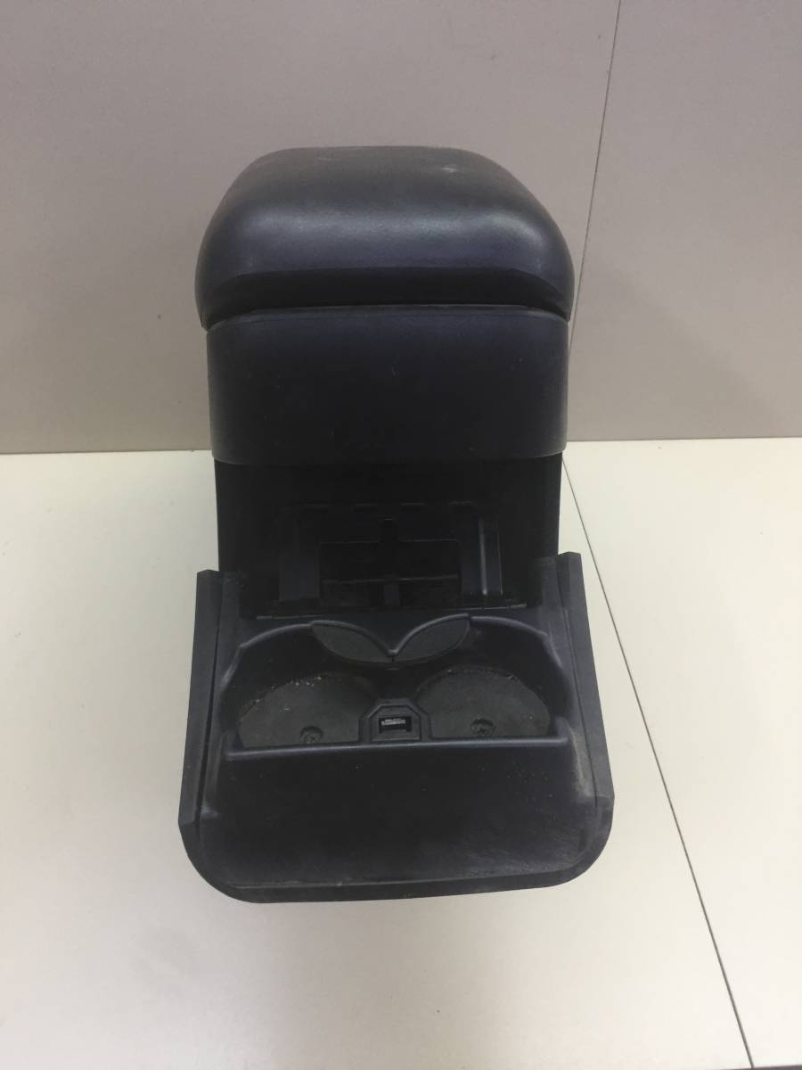 Подлокотник Great Wall H3 2010-2016