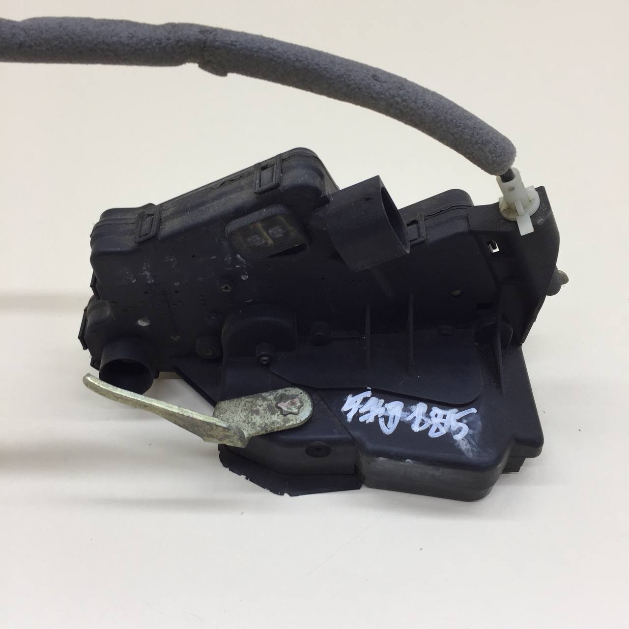 Замок двери передней правой BMW 3-series E46 1998-2005