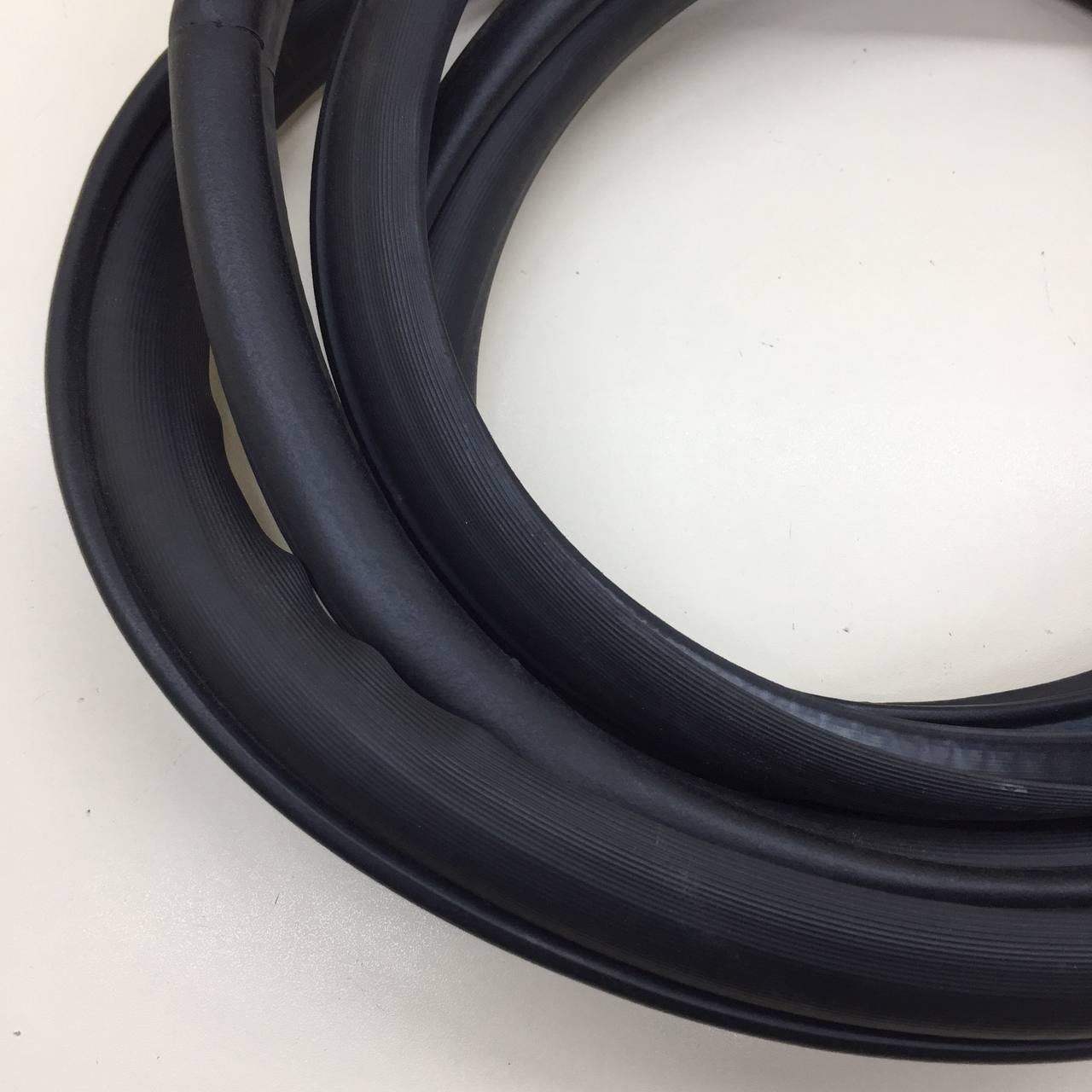 Уплотнитель проема двери задней правой Haval H6 2014-2020