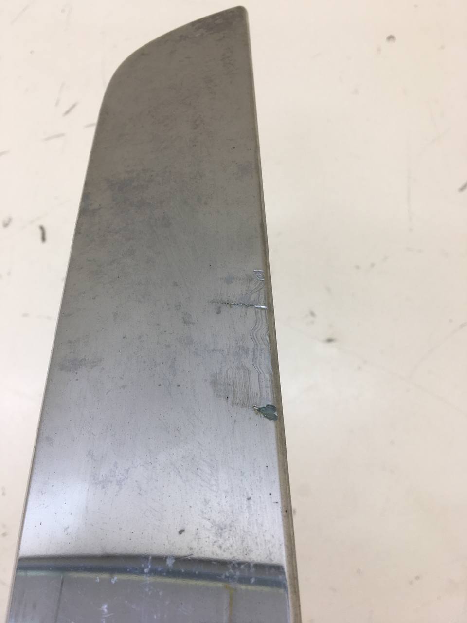 Накладка крышки багажника Renault Symbol (2) 2008-2012