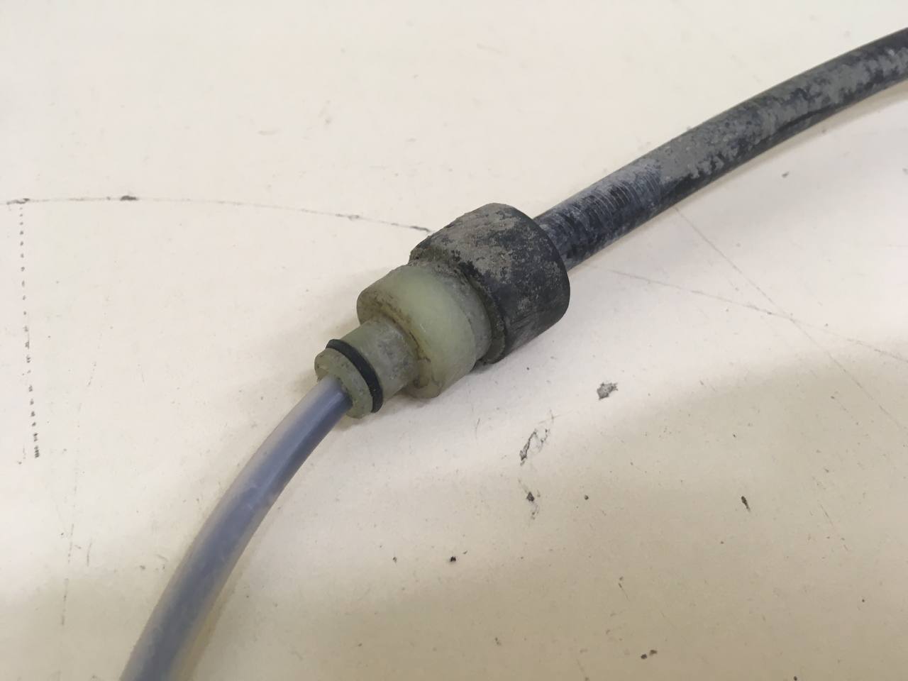 Трос стояночного тормоза Renault Fluence 2010-2017