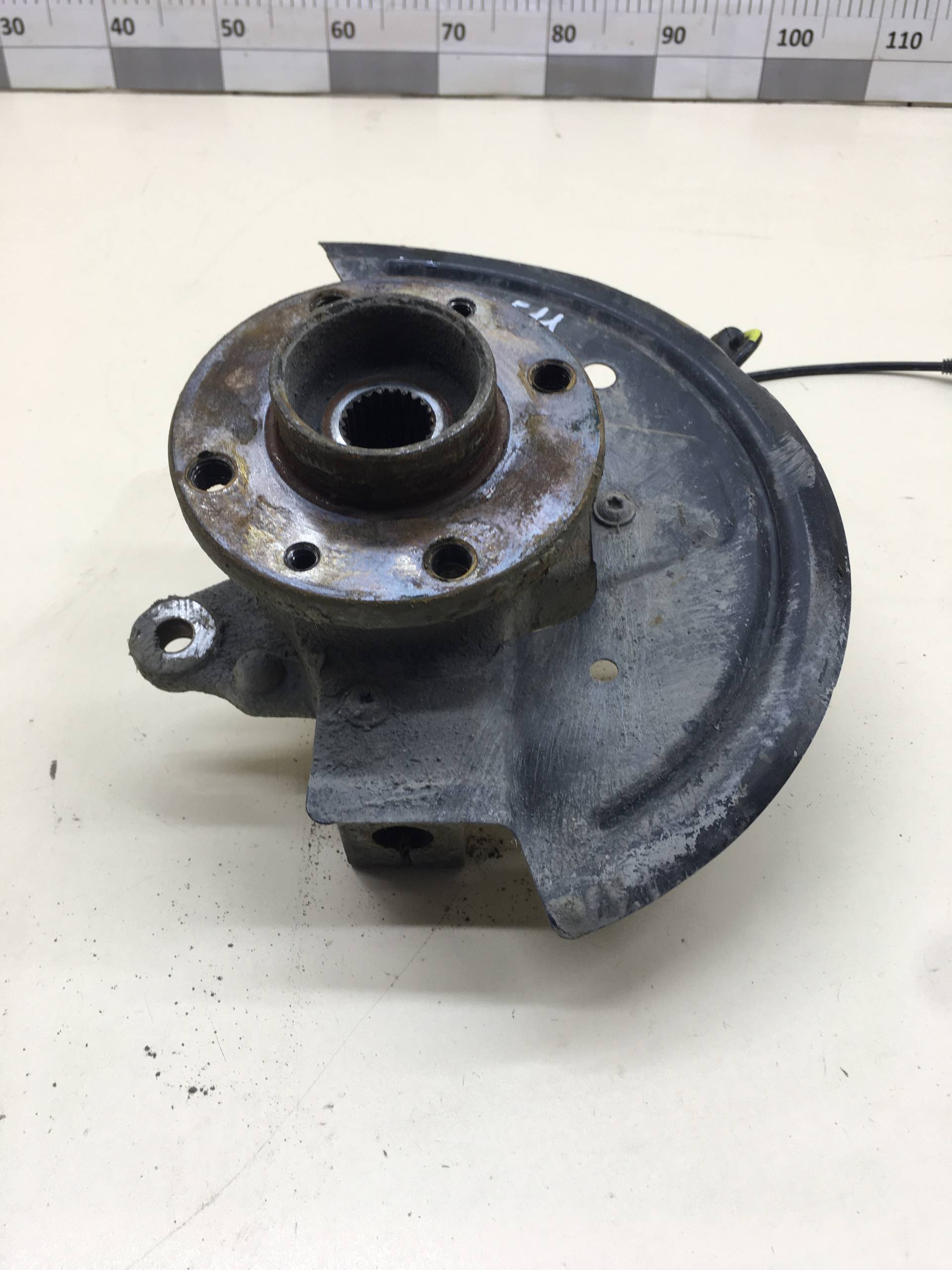 Кулак поворотный передний левый Lada X-RAY 2016>