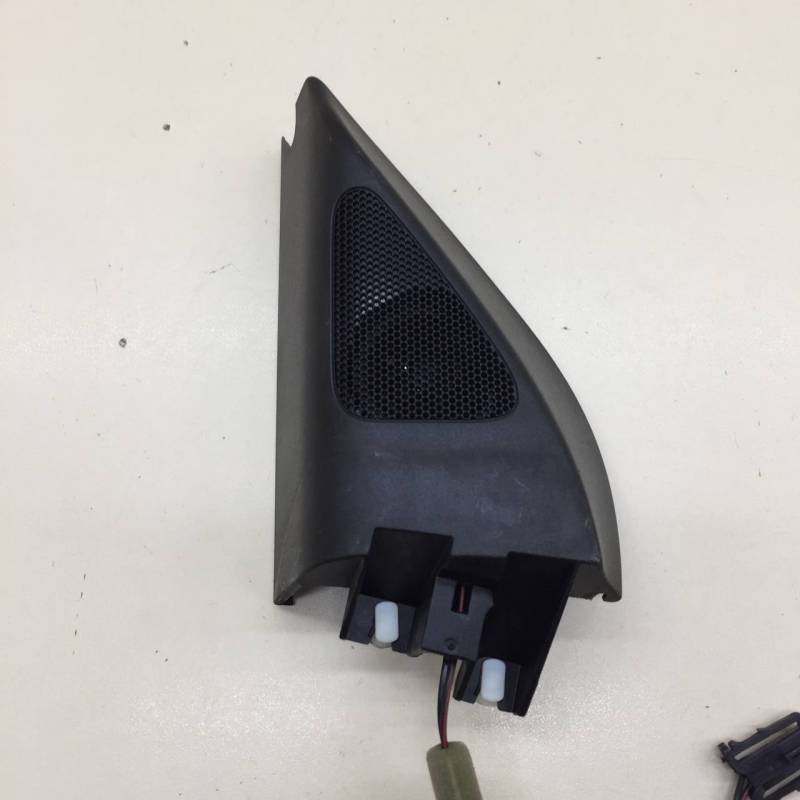 Крышка зеркала внутренняя левая Volkswagen Passat B7 2011-2015