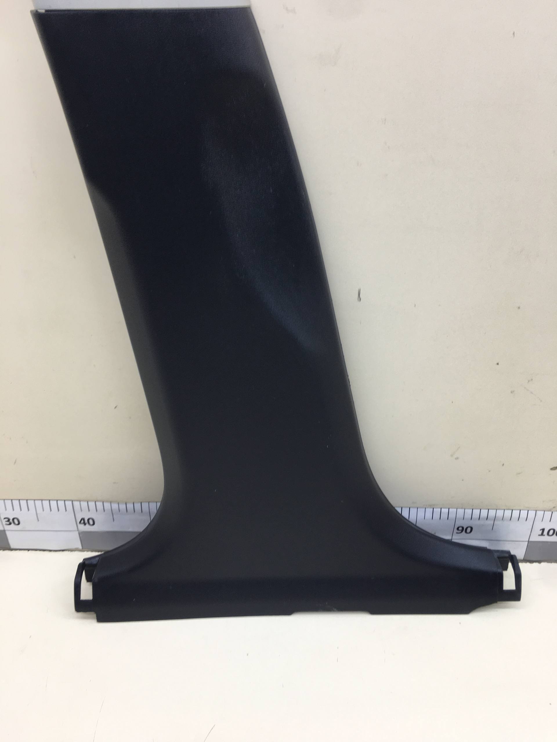 Обшивка стойки Kia K5 (DL3) 2019>