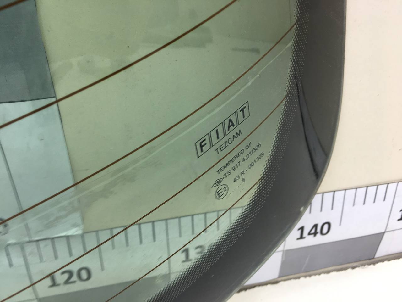 Стекло заднее Fiat Albea 2002-2012