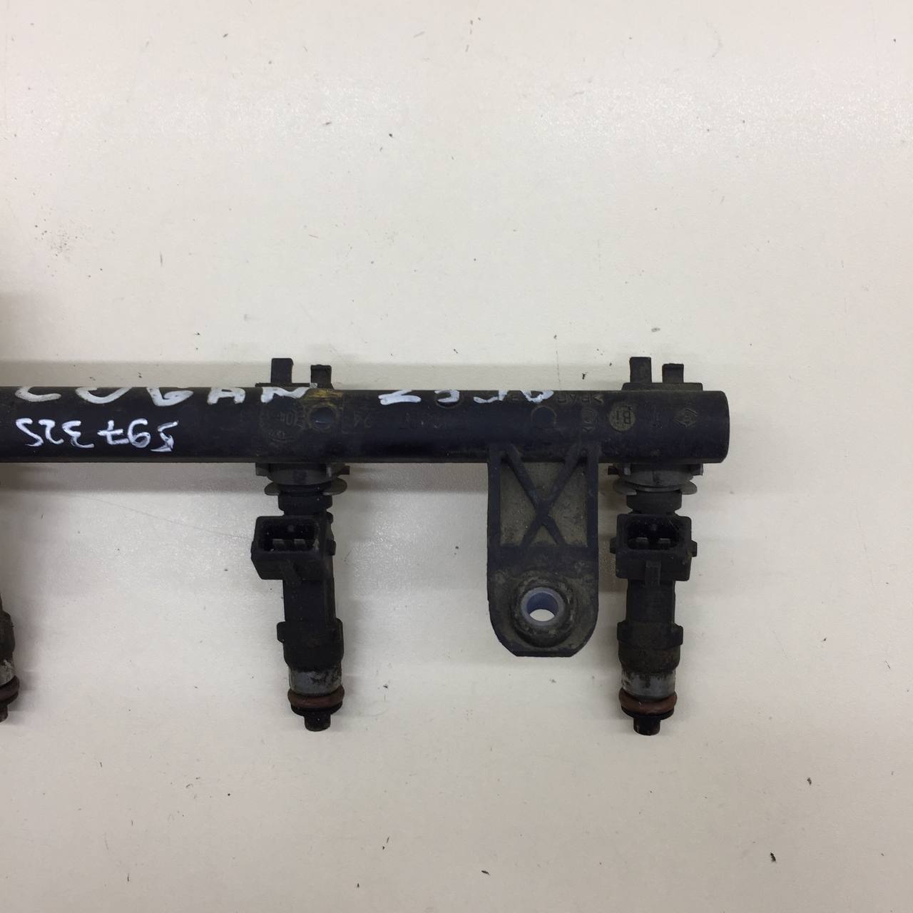 Рейка топливная (рампа) Renault Symbol (1) 2001-2008