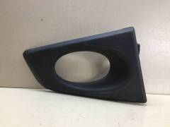 Рамка противотуманной фары правой Honda Fit (GD1) 2001-2007