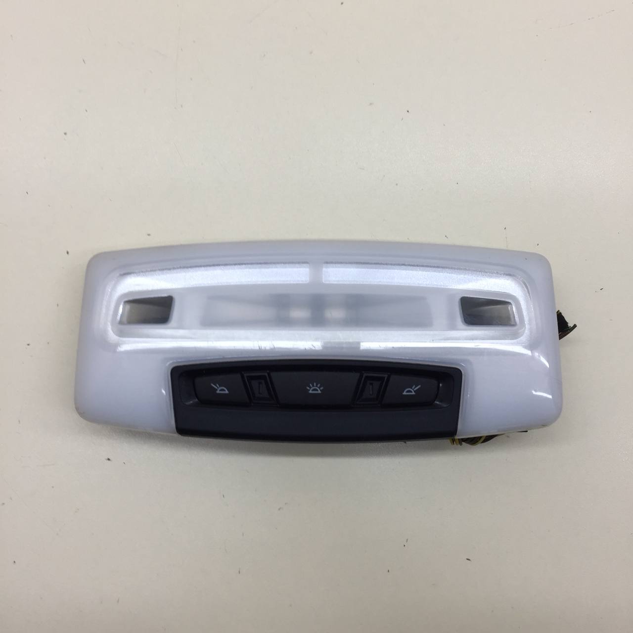 Плафон салонный BMW 1-series F20/F21 2011>