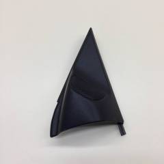 Крышка зеркала внутренняя правая Mitsubishi Pajero/Montero 3 (V6, V7) 2000-2006