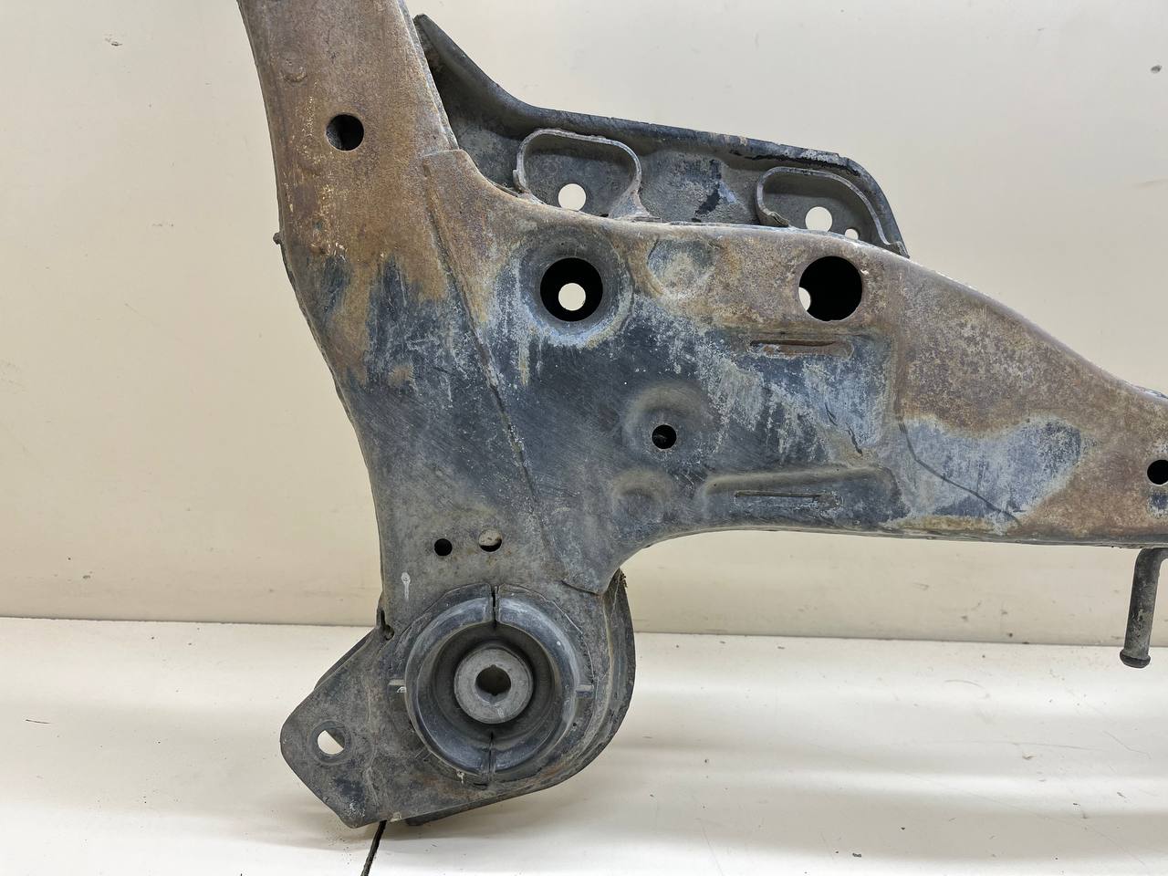 Балка подмоторная Lexus RX 300 (XU10) 1997-2003