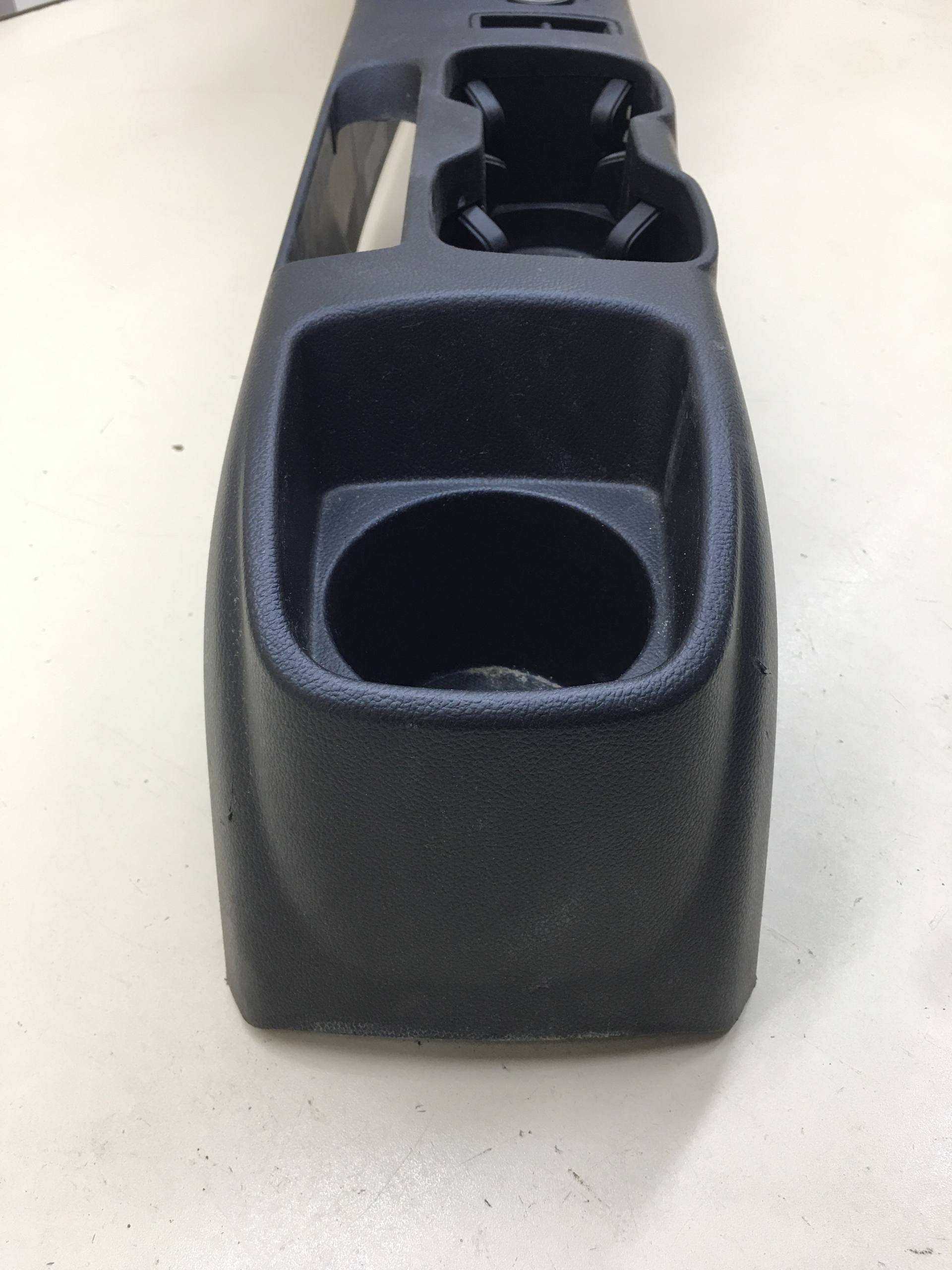 Консоль центральная Chevrolet Aveo T300 2011>